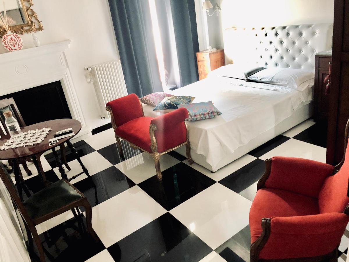 B&B Dell'Orologio Acquaviva delle Fonti Buitenkant foto
